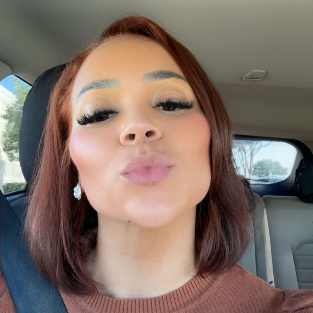 Meet your Posher, Amber